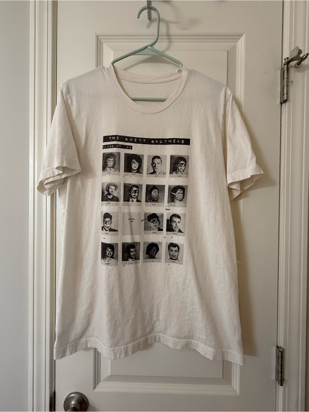 The Avett Brothers Class of 22 Graphic T-Shirt Size Large